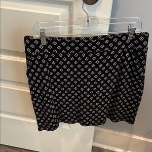 Black and White Patterned Women's Skirt